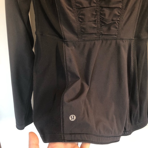 LULULEMON ATHLETICA Round Trip Jacket - Picture 6 of 6